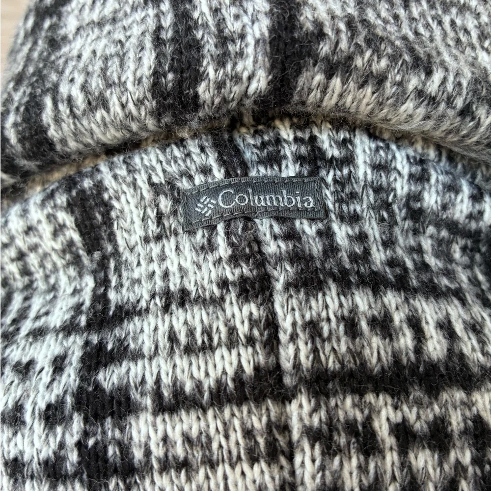 Columbia Black and White Plaid Turtleneck Sweater, Size S - Picture 5 of 10